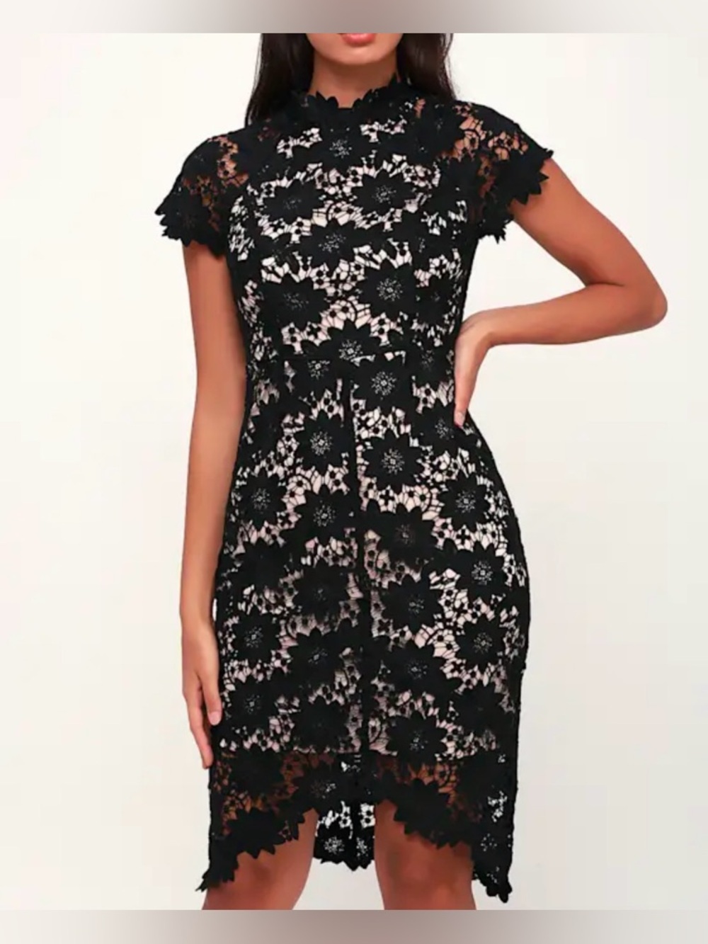 NWT Lulus Women’s Bold Love Black and Nude Lace Bodycon Dress Size Small